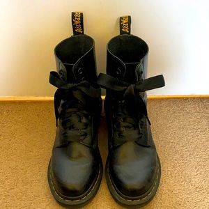 Dr. Marten Clemency size 6